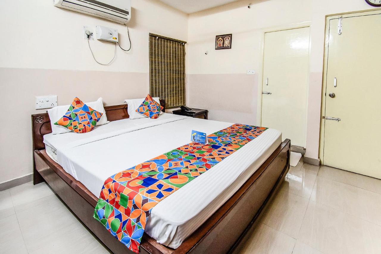 Fabhotel Aditya Yatri Nivas - Nr Tirupati Railway Station Eksteriør billede