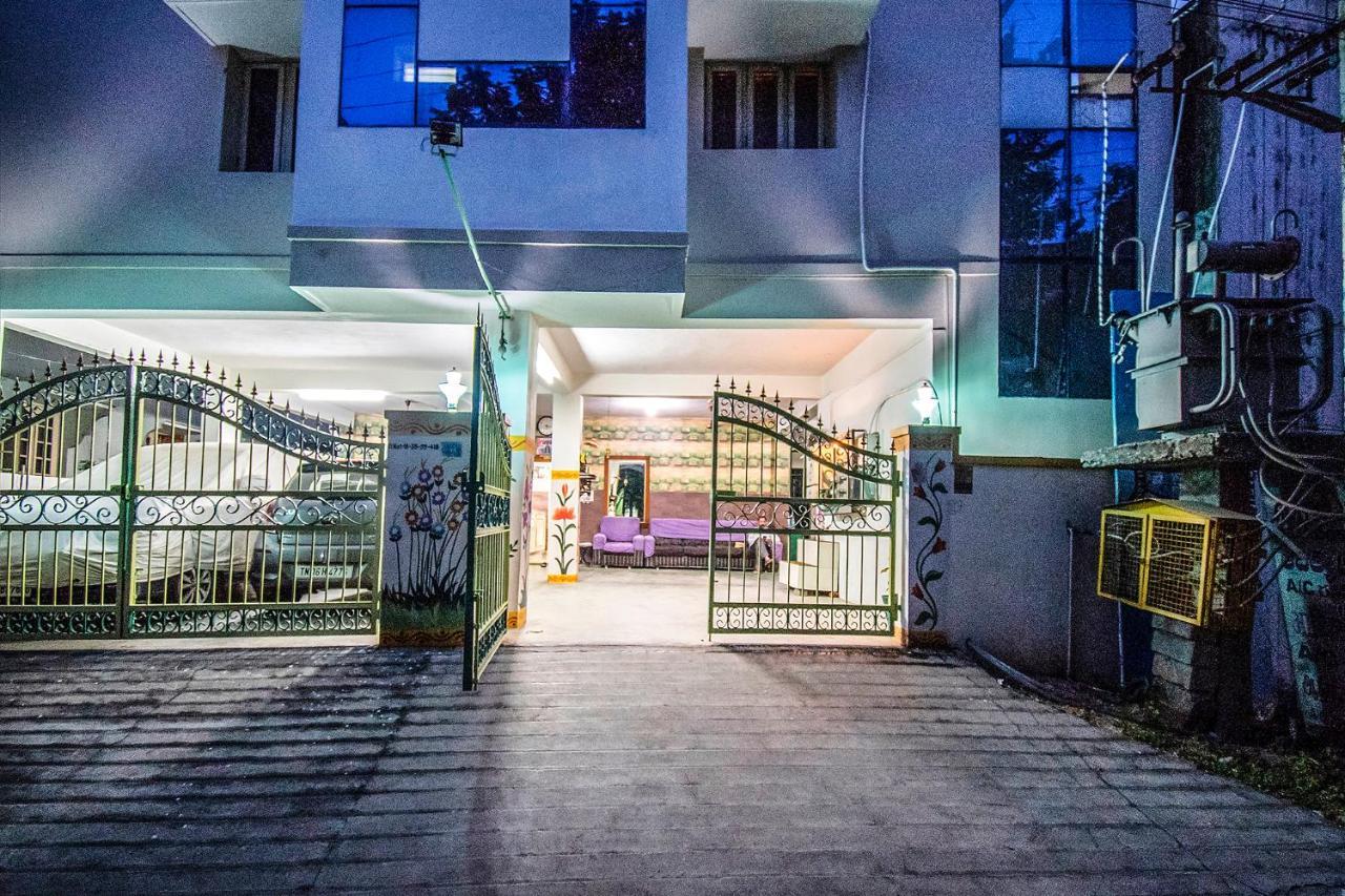 Fabhotel Aditya Yatri Nivas - Nr Tirupati Railway Station Eksteriør billede