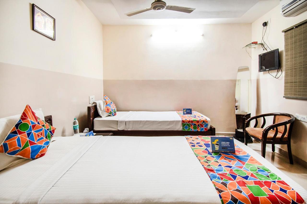 Fabhotel Aditya Yatri Nivas - Nr Tirupati Railway Station Eksteriør billede